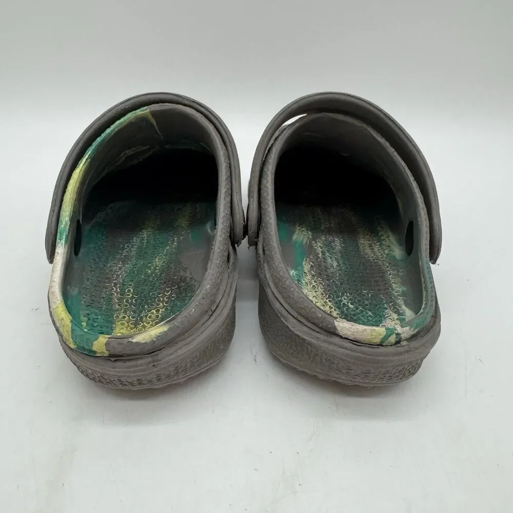 Capelli New York Toddler Boys 8 Gray Tie-Dye EVA Clogs with Shark Jibbitz Charms